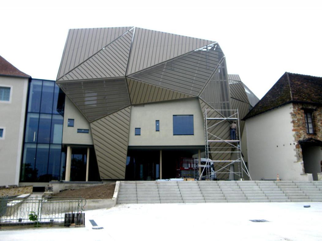 Ld-Location Montlucon Intermarche Leilighet Eksteriør bilde